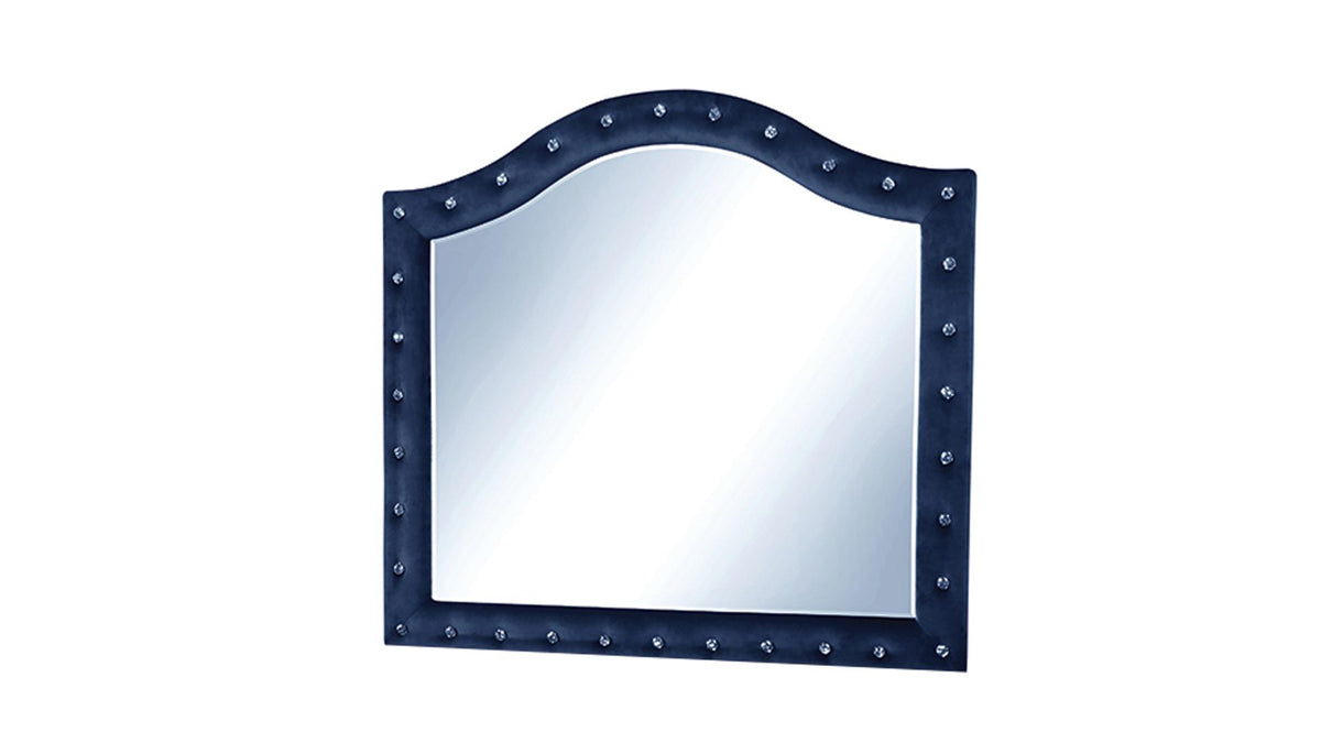 BEDROOM SET WITH DRESSER