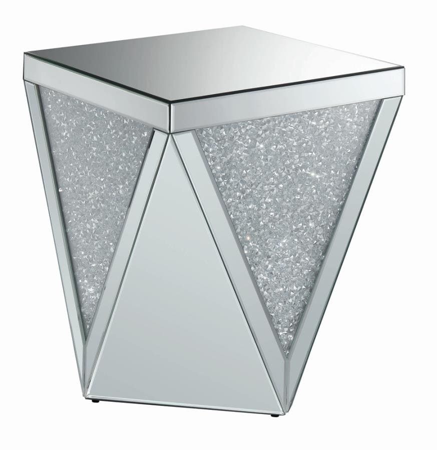 END TABLE - FIVE STAR FURNITURE LIQUIDATION
