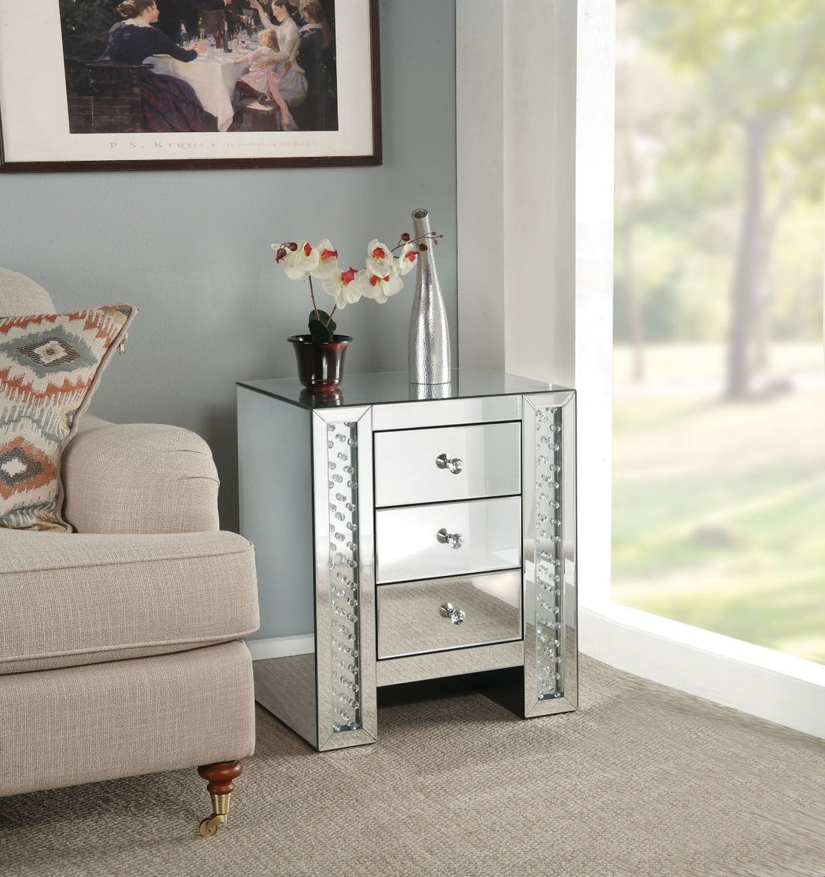 NIGHT STAND