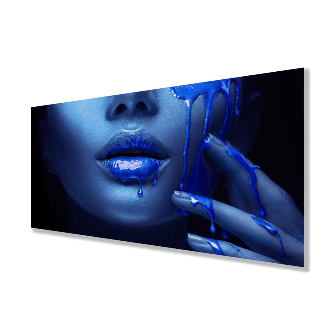 Blue lips glass art