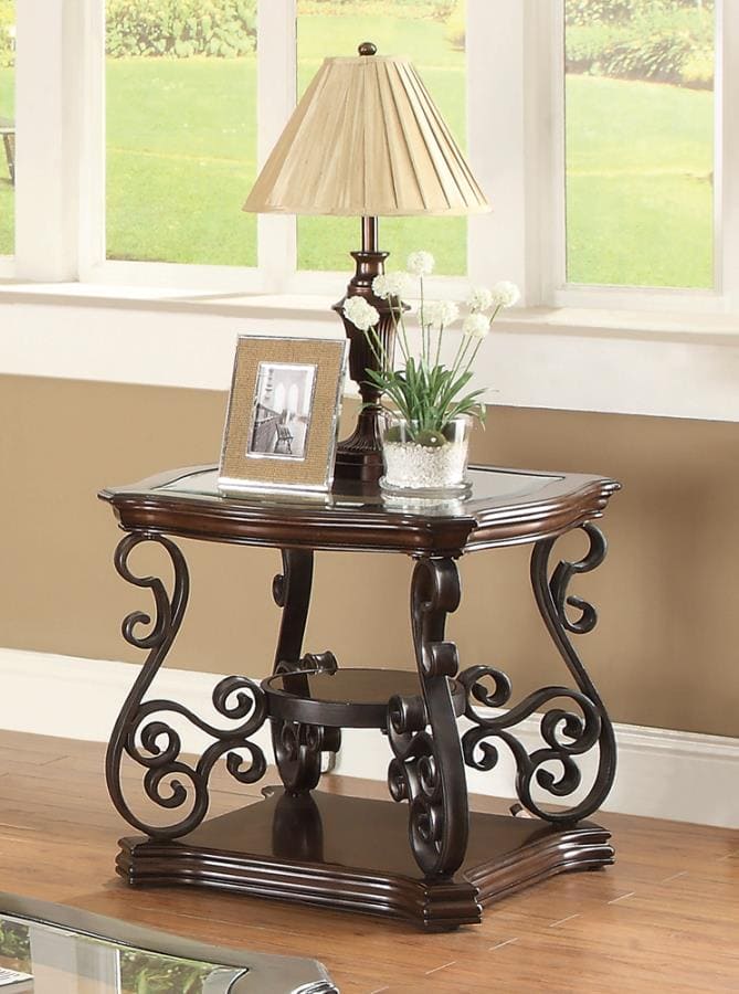 END TABLE - FIVE STAR FURNITURE LIQUIDATION
